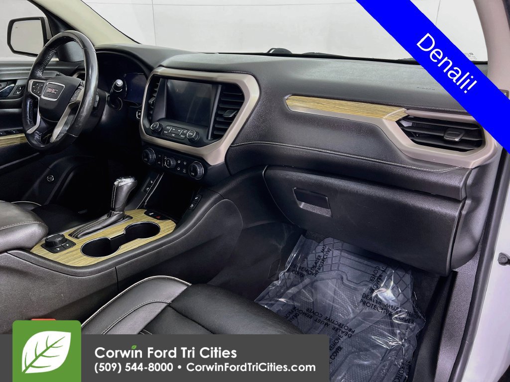 Used 2019 GMC Acadia Denali w/ Technology Package AWD/4WD image 32