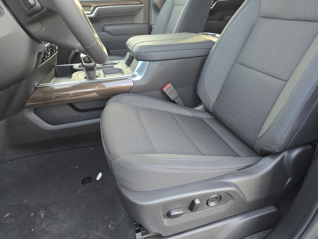 New 2026 Chevrolet Silverado 1500 LT image 14