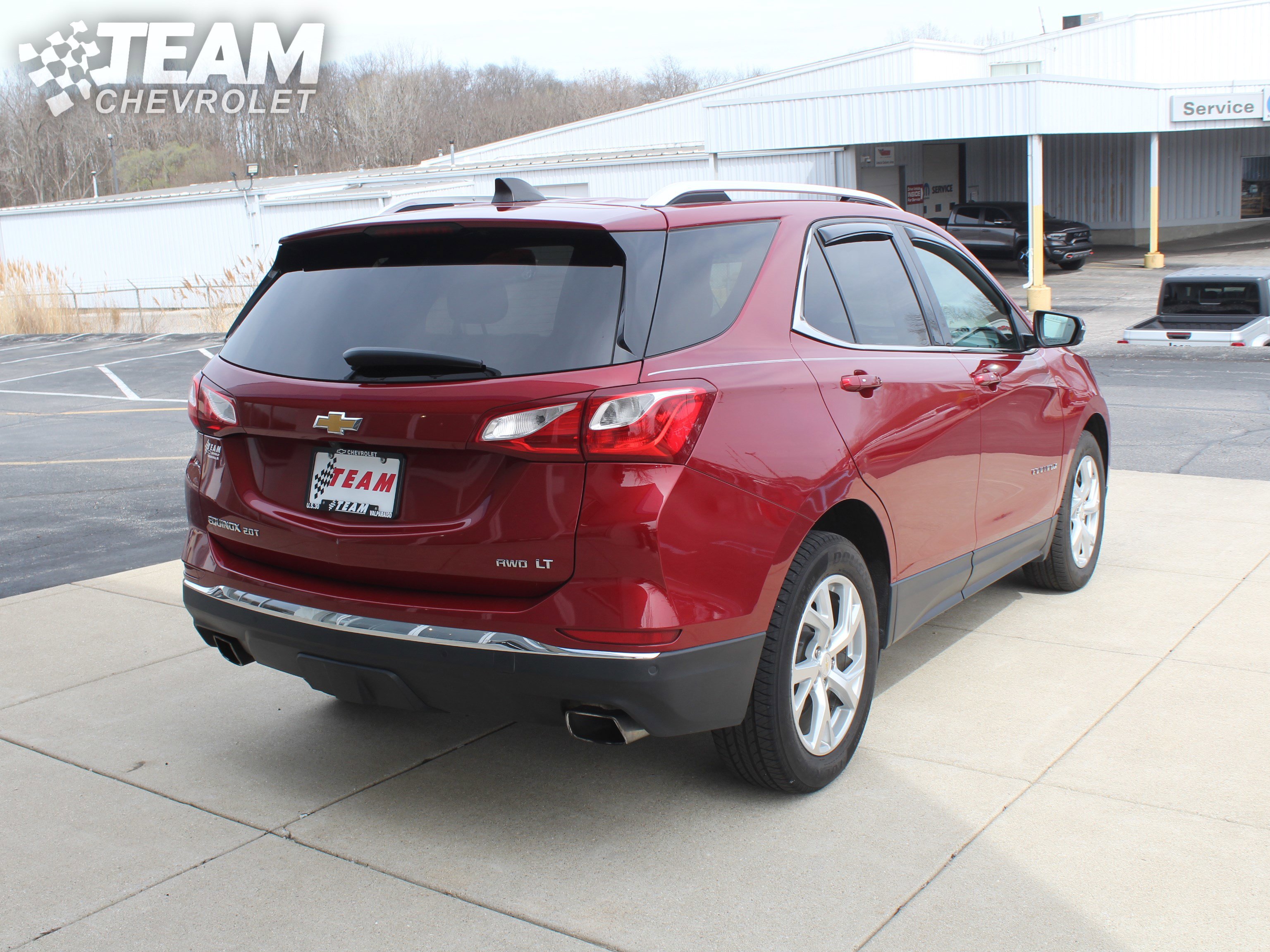 Used 2018 Chevrolet Equinox LT w/ Sun & Infotainment Package image 4