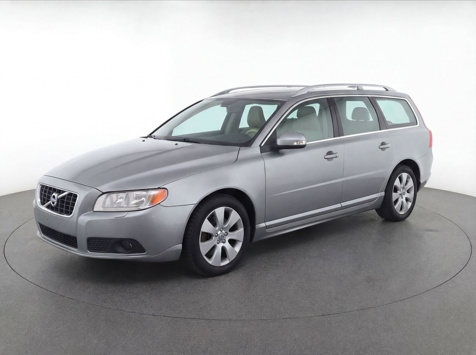 Used 2008 Volvo V70 FWD image 7