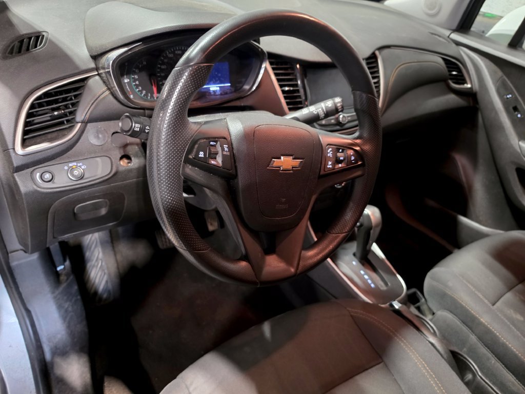 Used 2020 Chevrolet Trax LT AWD/4WD image 4
