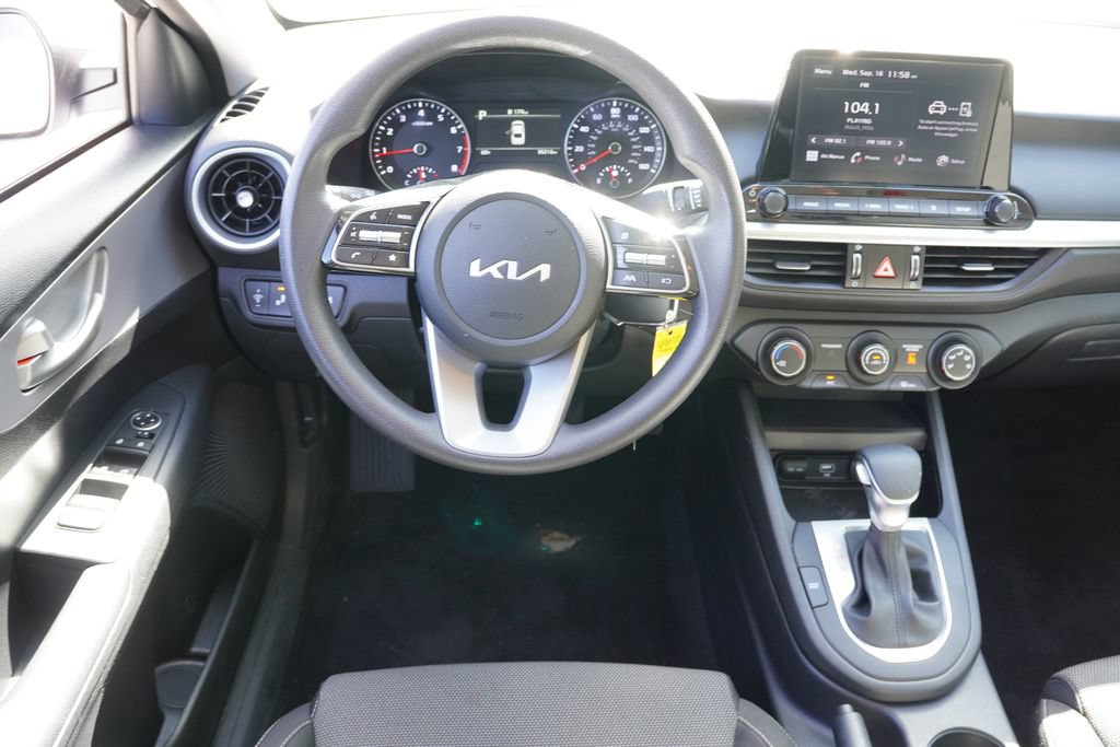 Certified 2024 Kia Forte LXS w/ LXS Technology Package FWD image 19