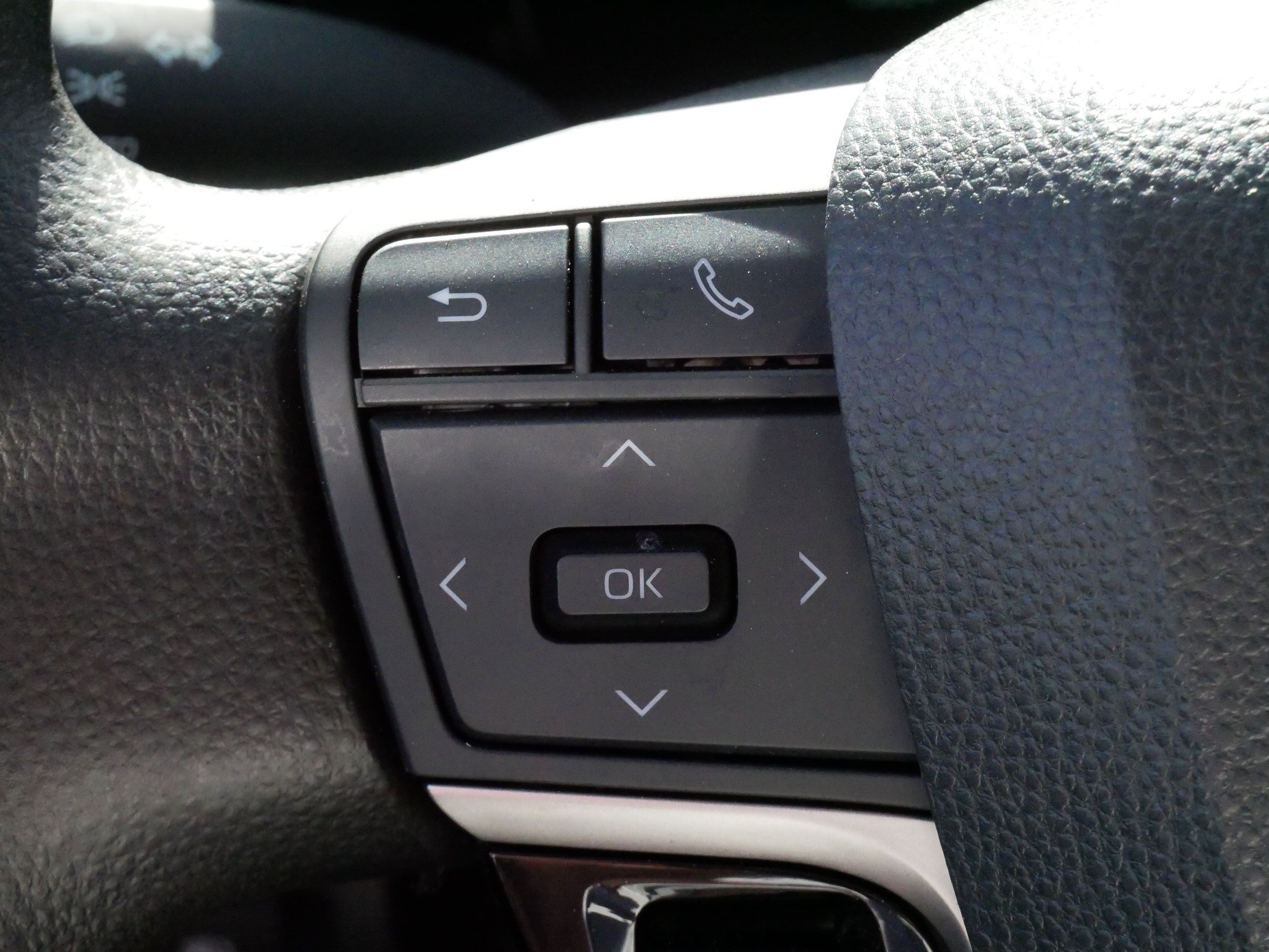 Certified 2025 Toyota Camry LE FWD image 26