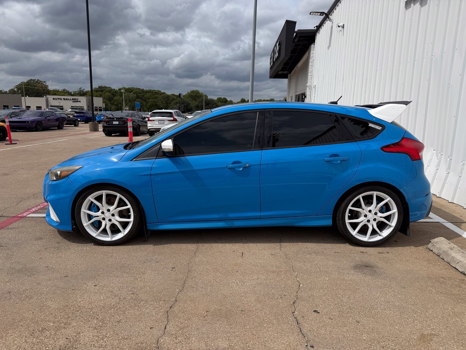 Used 2017 Ford Focus RS AWD/4WD image 3