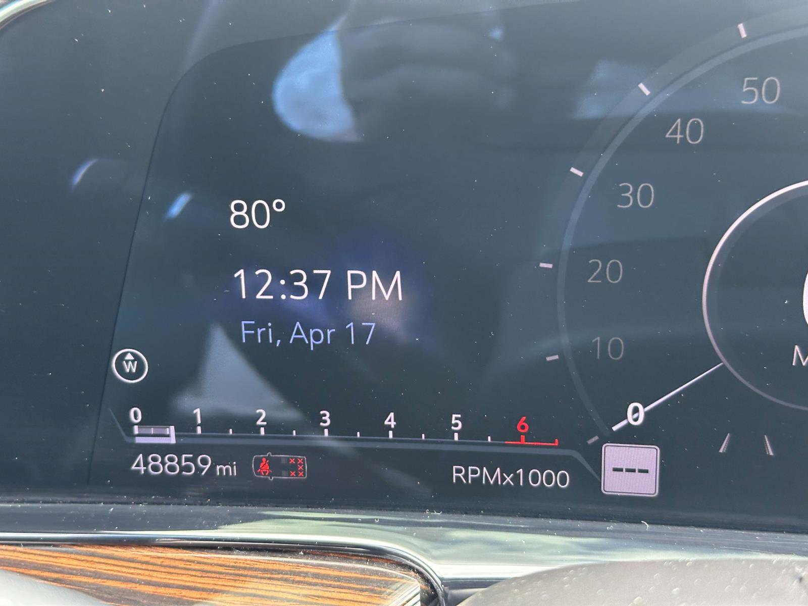 Certified 2023 Cadillac Escalade Premium Luxury w/ Performance Package image 18