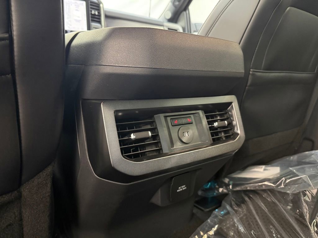 New 2026 Ford F250 Platinum image 21