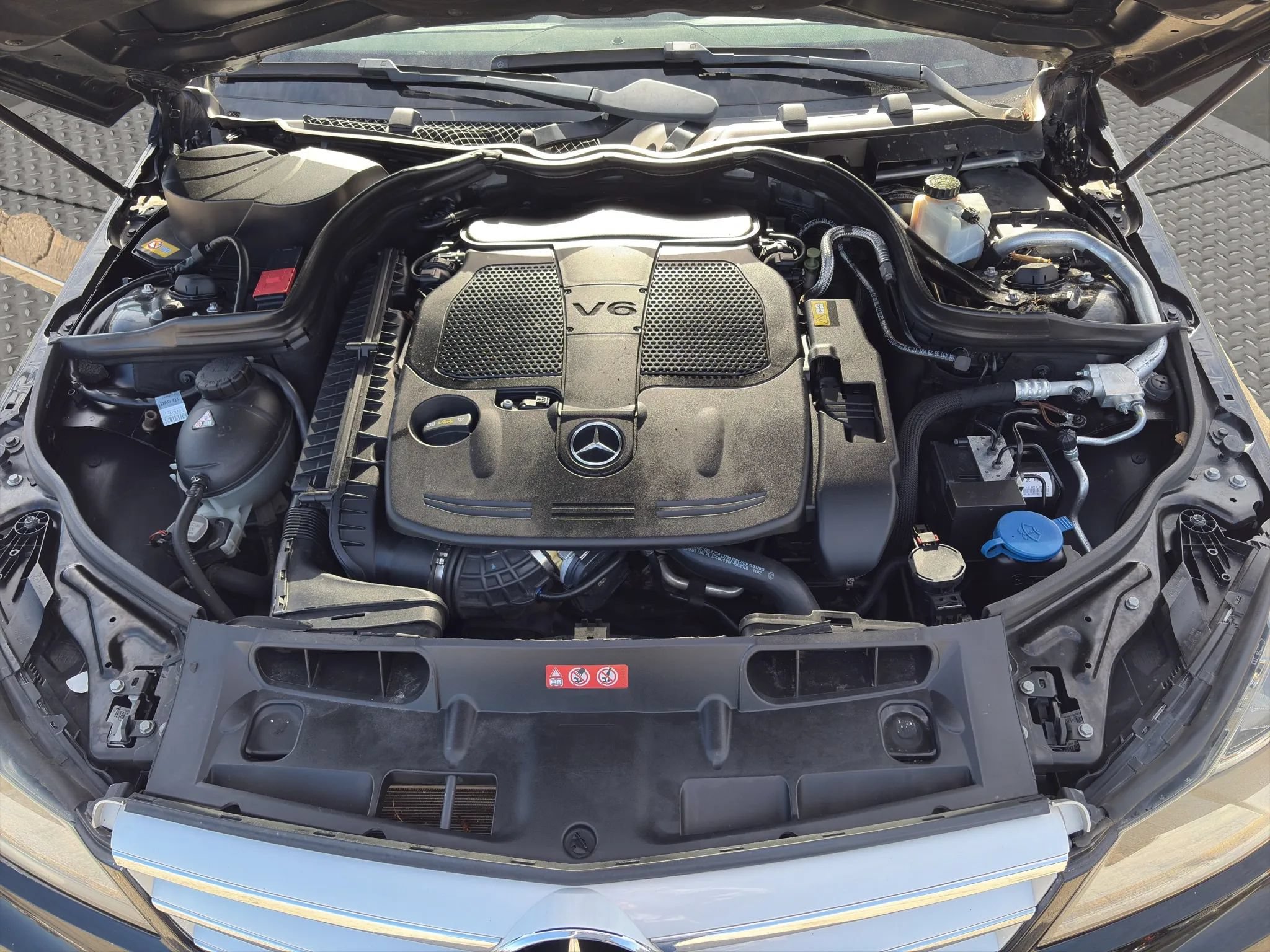 Used 2013 Mercedes-Benz C 300 4MATIC Sedan w/ Premium 1 Pkg image 24