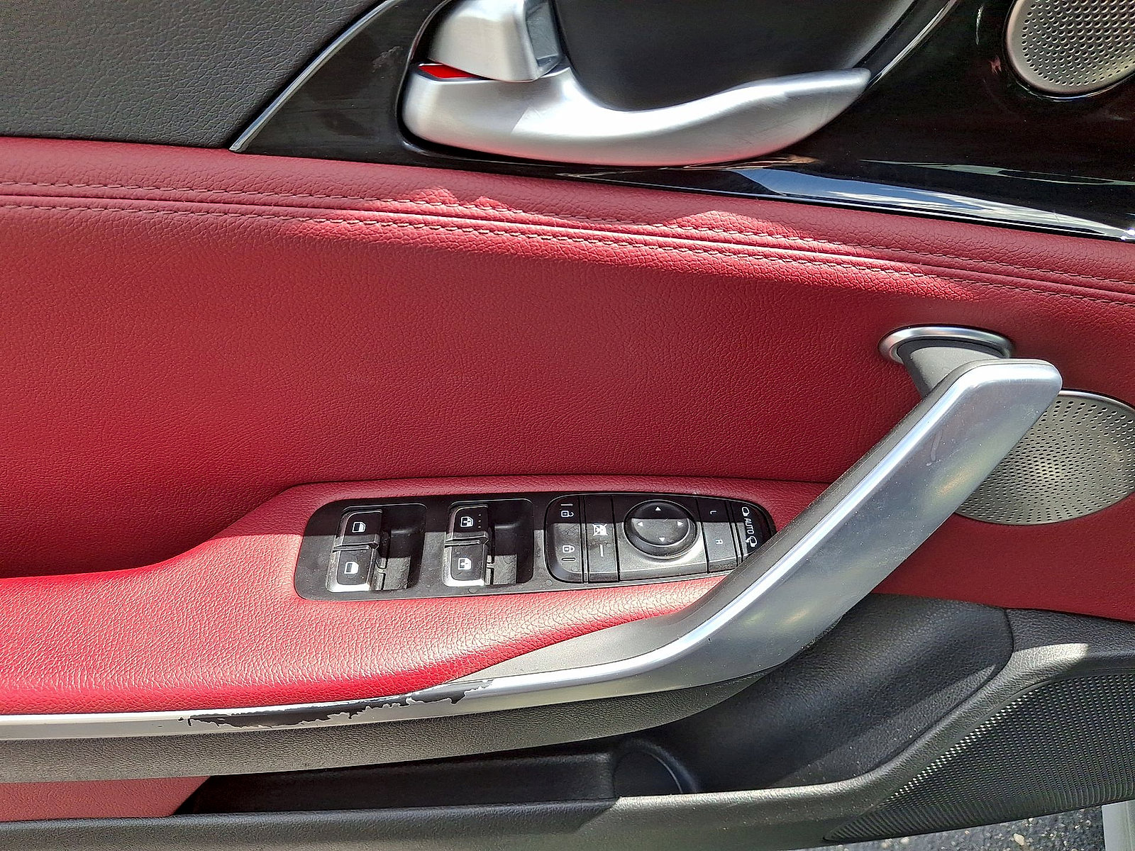 Used 2022 Kia Stinger GT-Line w/ Sun & Sound Package AWD/4WD image 10