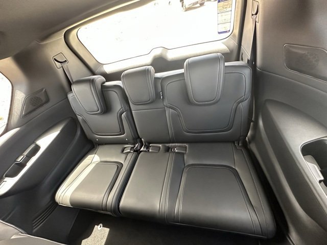 New 2025 Nissan Armada PRO-4X w/ Pro-4X Premium Package image 37