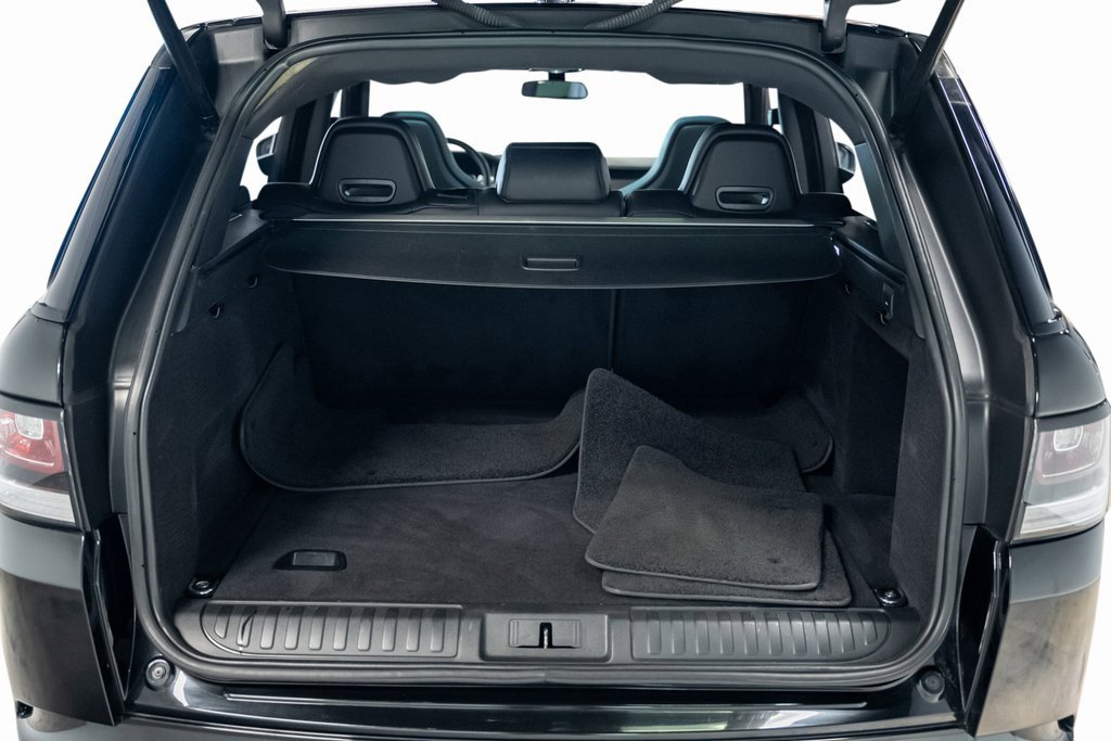 Used 2016 Land Rover Range Rover Sport SVR image 61