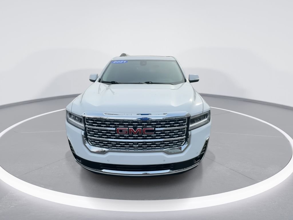 Used 2021 GMC Acadia Denali w/ Denali Ultimate Package image 3