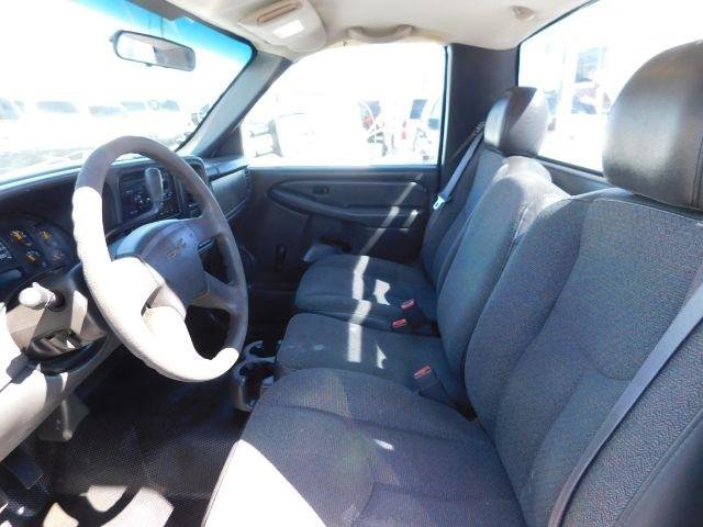 Used 2006 GMC Sierra 3500 W/T image 10