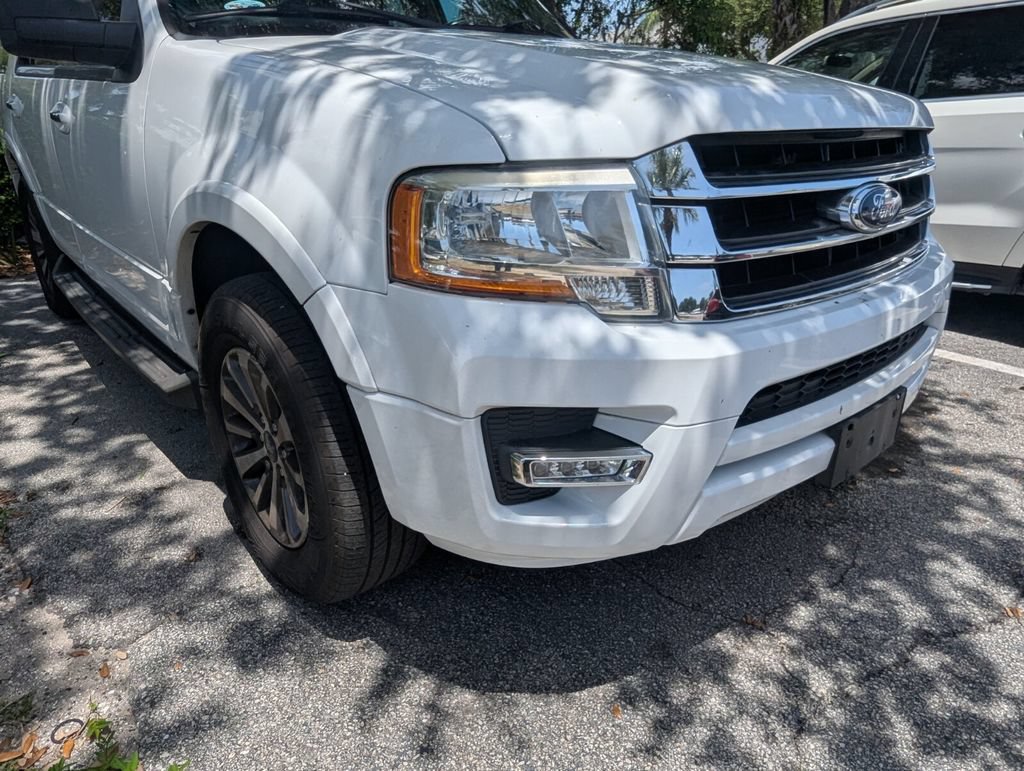 Used 2017 Ford Expedition XLT RWD image 7