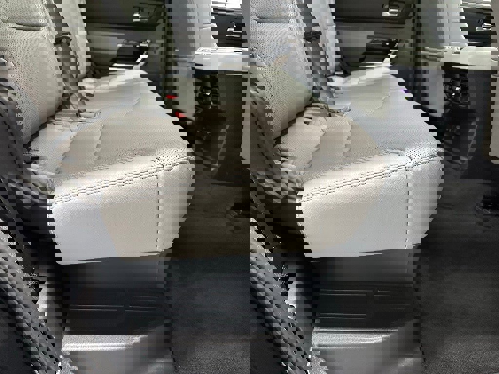 Used 2025 Toyota Sequoia Limited image 56