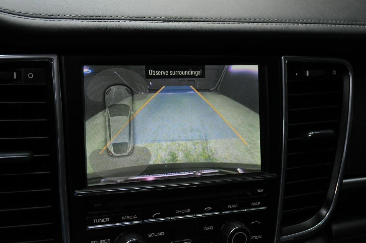 Used 2013 Porsche Panamera GTS image 48