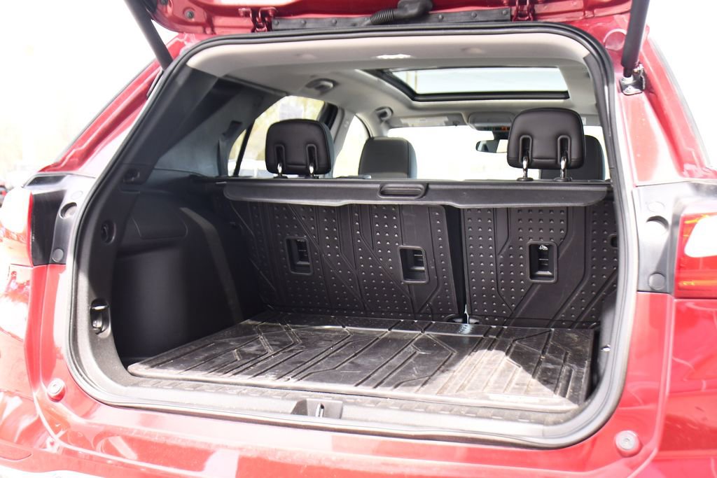 Used 2018 Chevrolet Equinox Premier AWD/4WD image 19