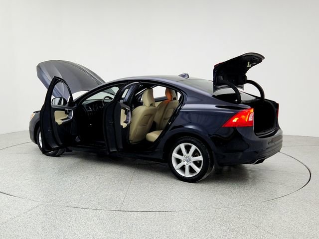 Used 2016 Volvo S60 T5 Premier w/ Convenience Package image 12