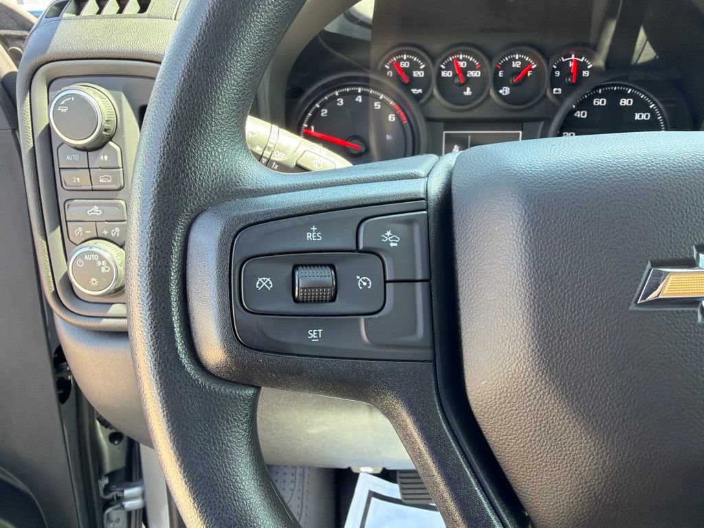 Used 2025 Chevrolet Silverado 1500 Custom AWD/4WD image 22