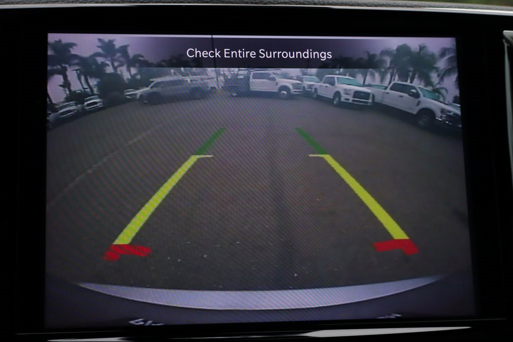 Used 2021 Chrysler Pacifica Touring-L image 36