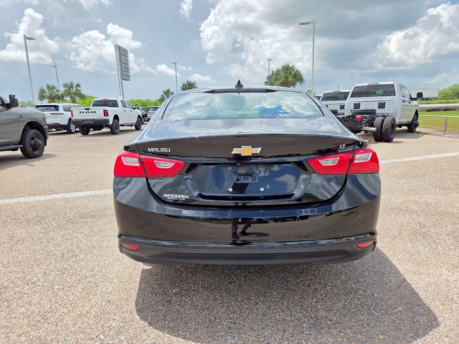 Used 2024 Chevrolet Malibu LT FWD image 6