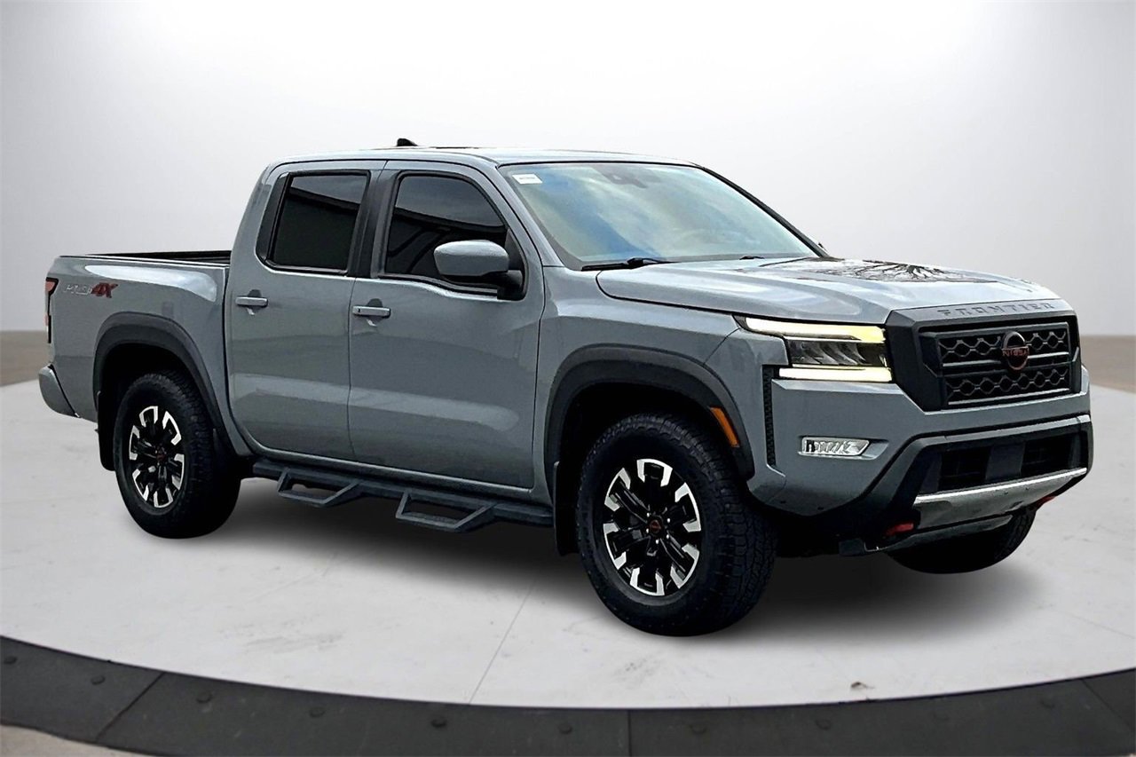 Used 2022 Nissan Frontier PRO-4X w/ Off-Road Protection Package image 2