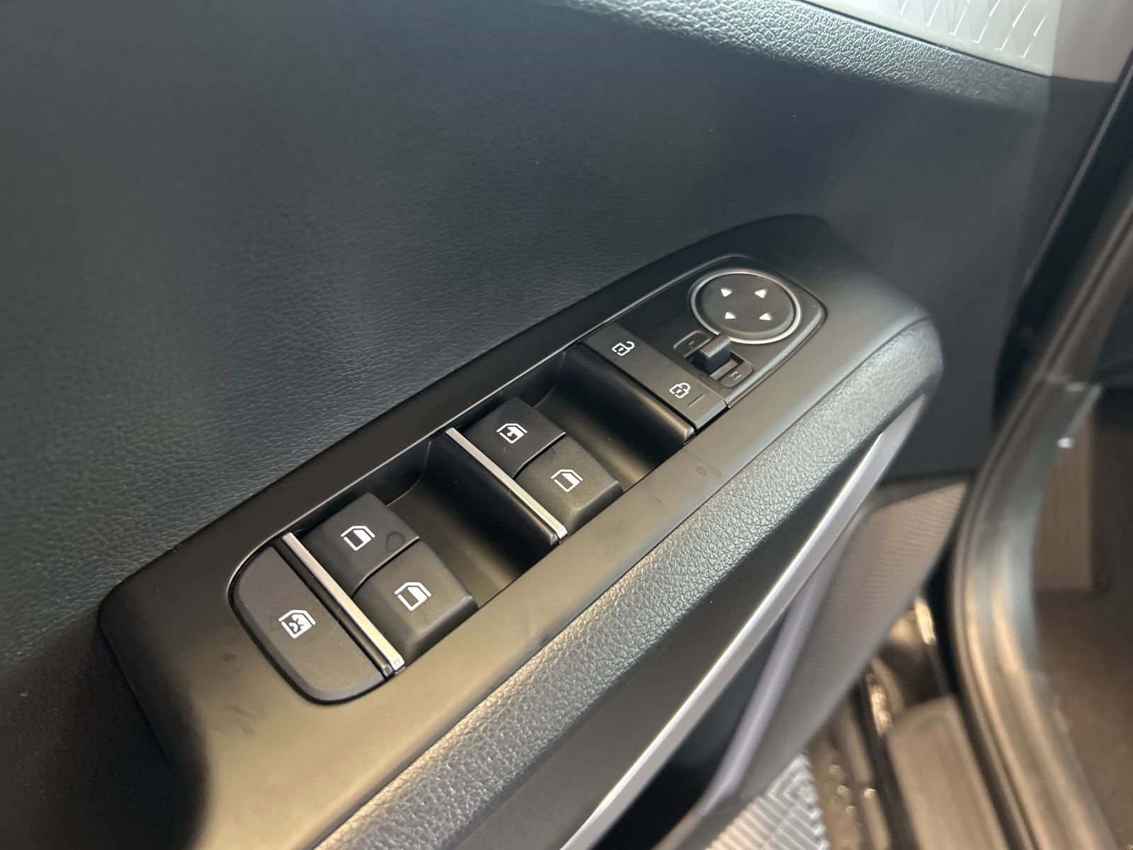 New 2025 Kia Soul S image 13