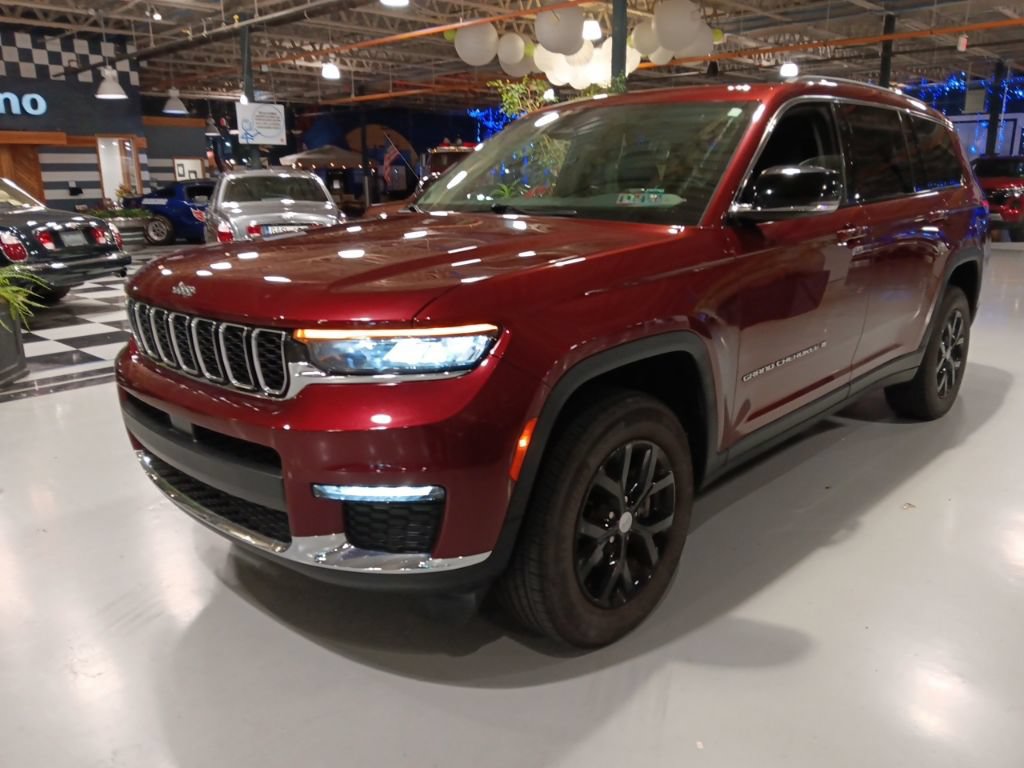 Used 2022 Jeep Grand Cherokee L Limited AWD/4WD image 1