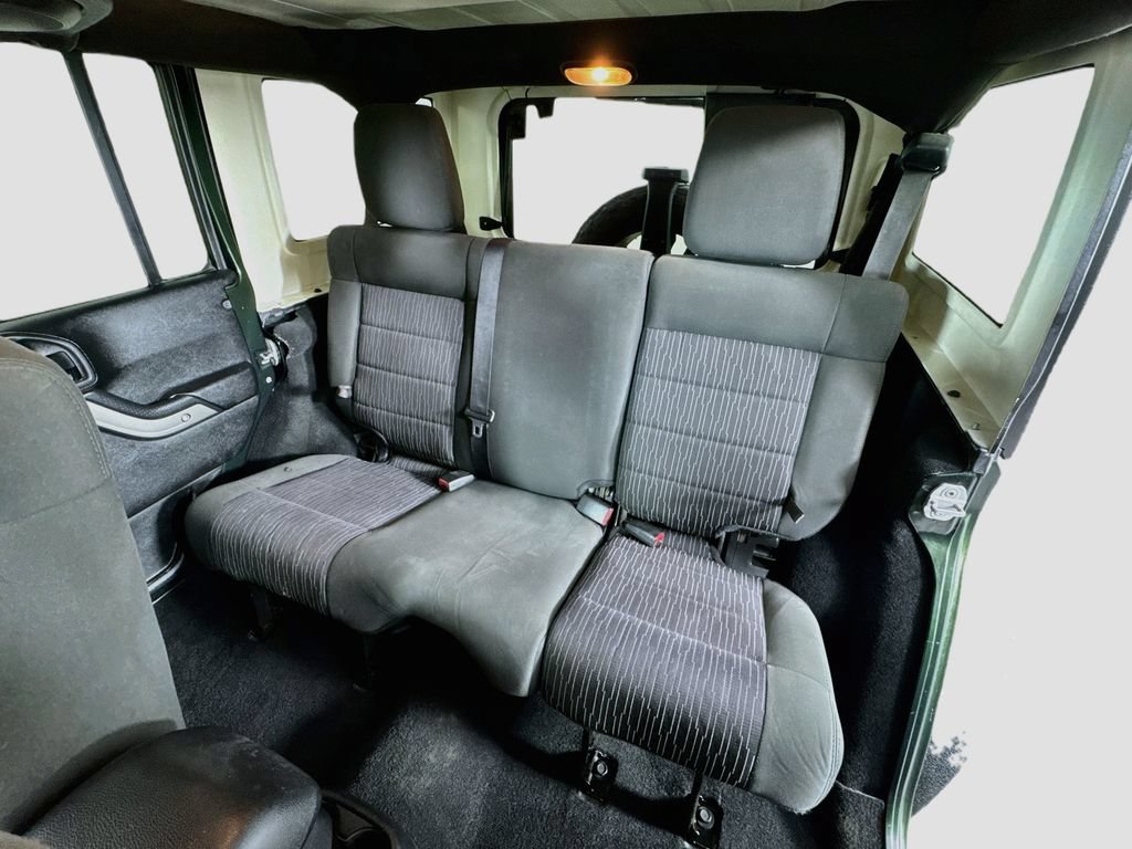 Used 2012 Jeep Wrangler Unlimited Sport w/ Connectivity Group AWD/4WD image 15
