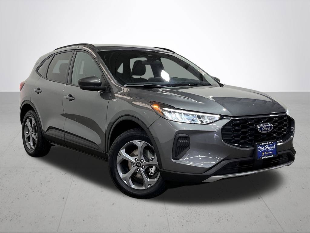 Certified 2025 Ford Escape ST-Line AWD/4WD image 8