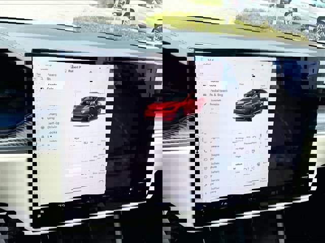 Used 2023 Tesla Model S Plaid image 23