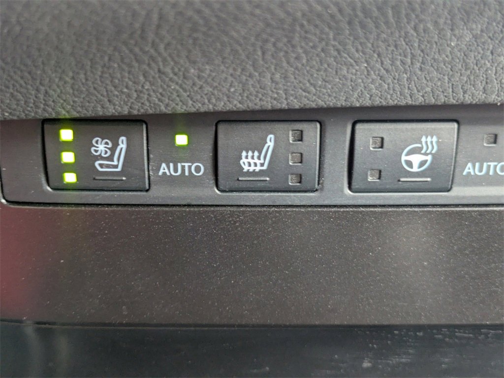 Used 2023 Lexus ES 350 F Sport w/ Accessory Package (Z1) image 27