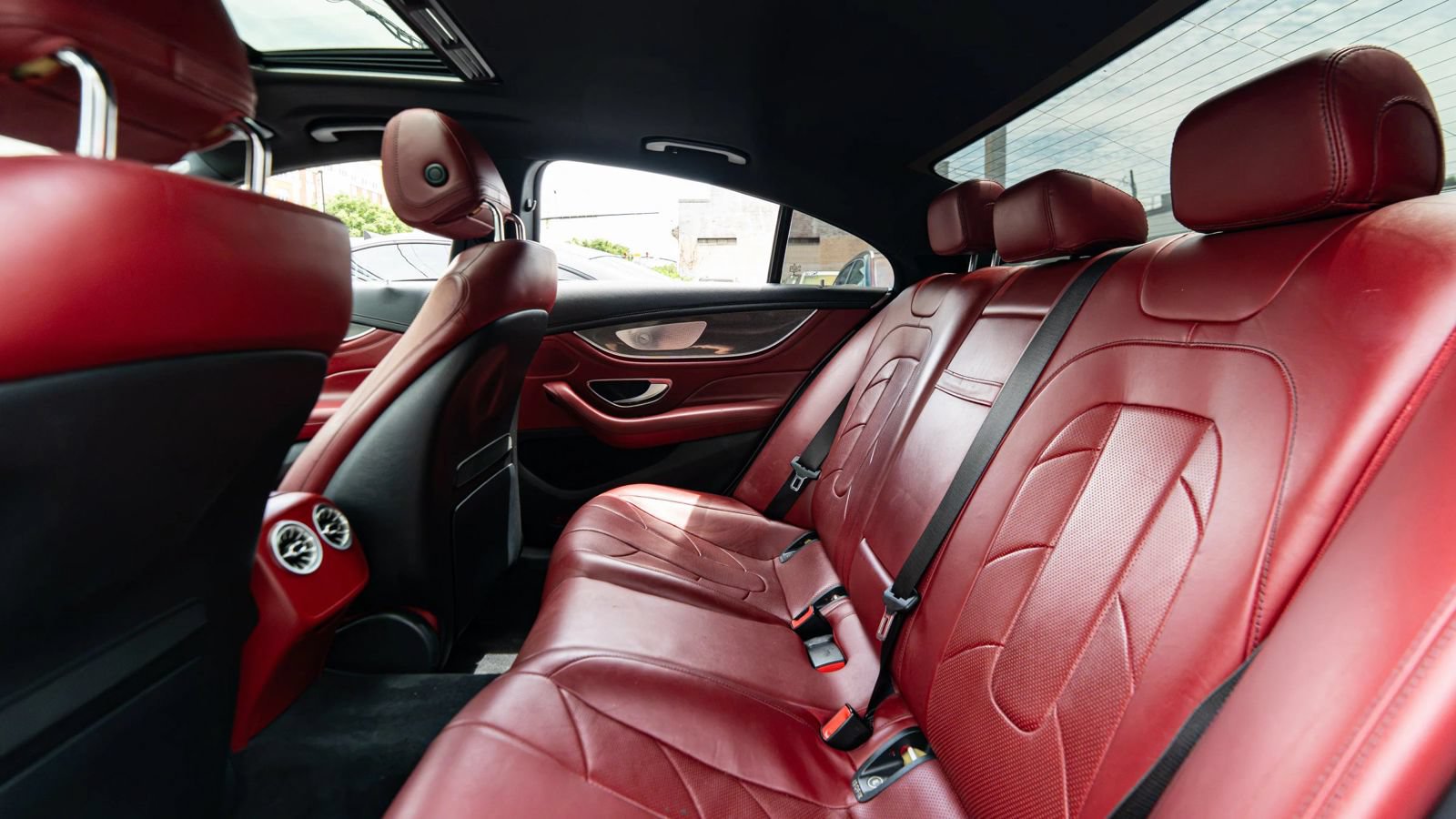 Used 2019 Mercedes-Benz CLS 53 AMG 4MATIC w/ Driver Assistance Package image 27