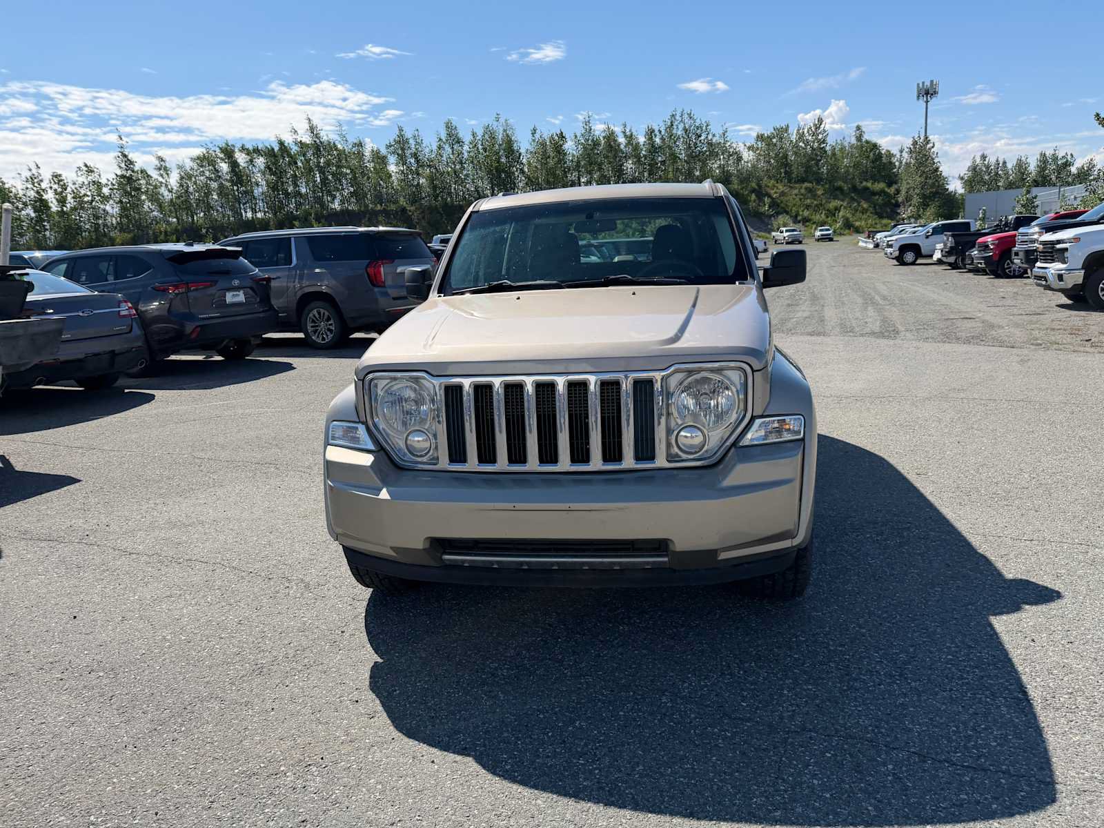 Used 2011 Jeep Liberty Sport AWD/4WD image 4