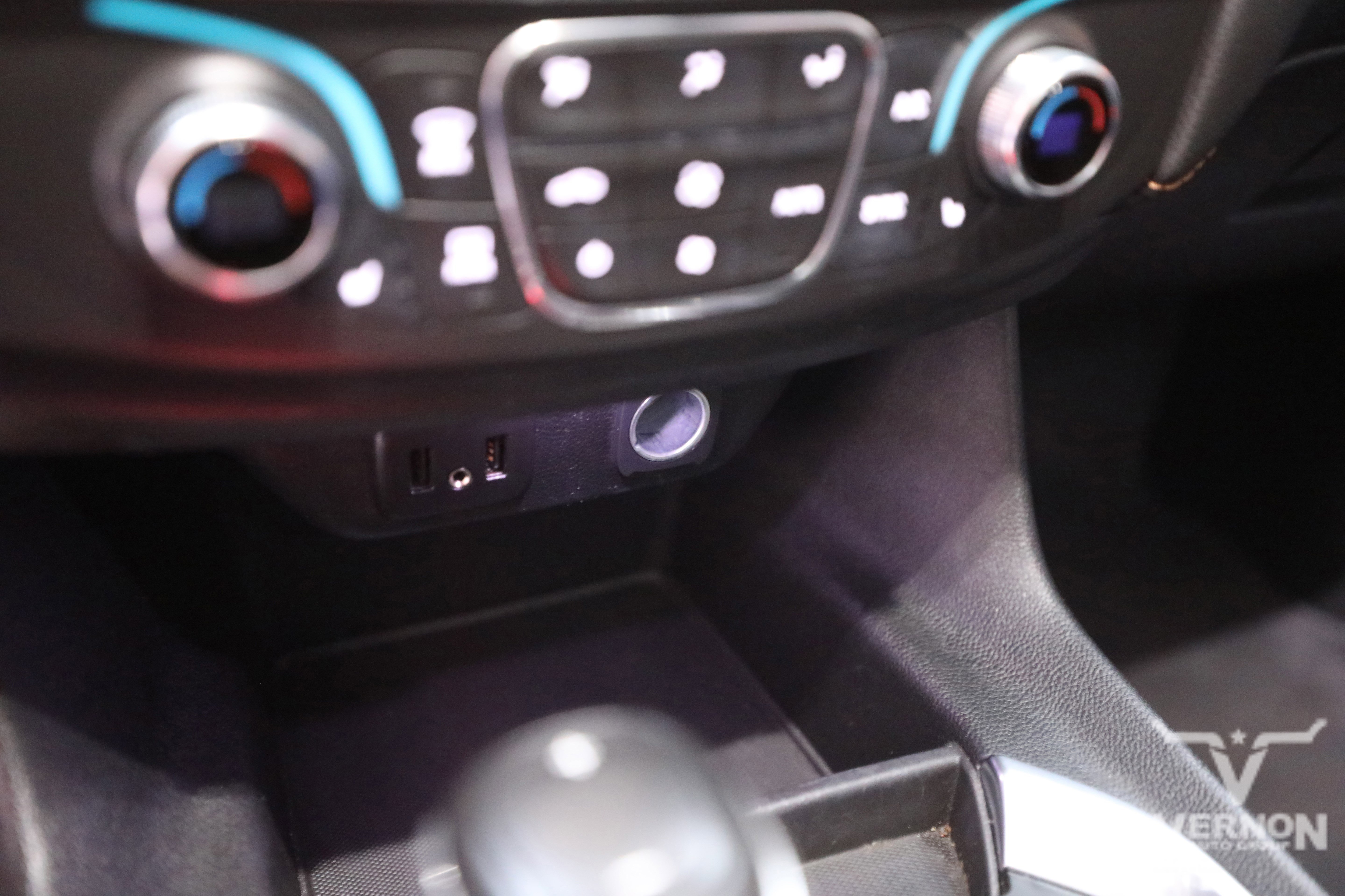 Used 2019 Chevrolet Traverse RS image 23