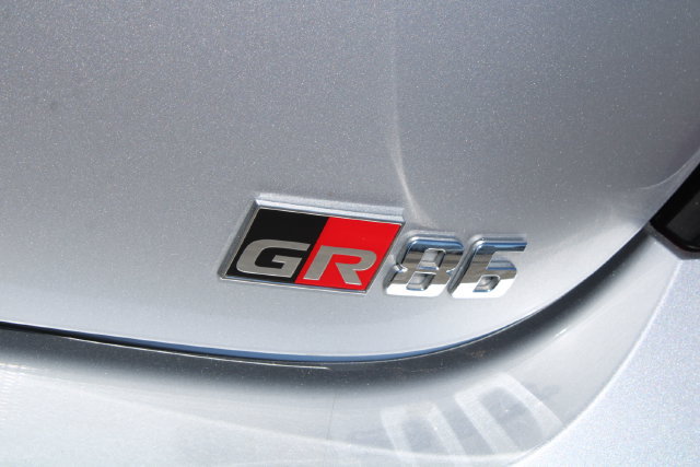 Used 2023 Toyota GR86 Premium RWD image 10