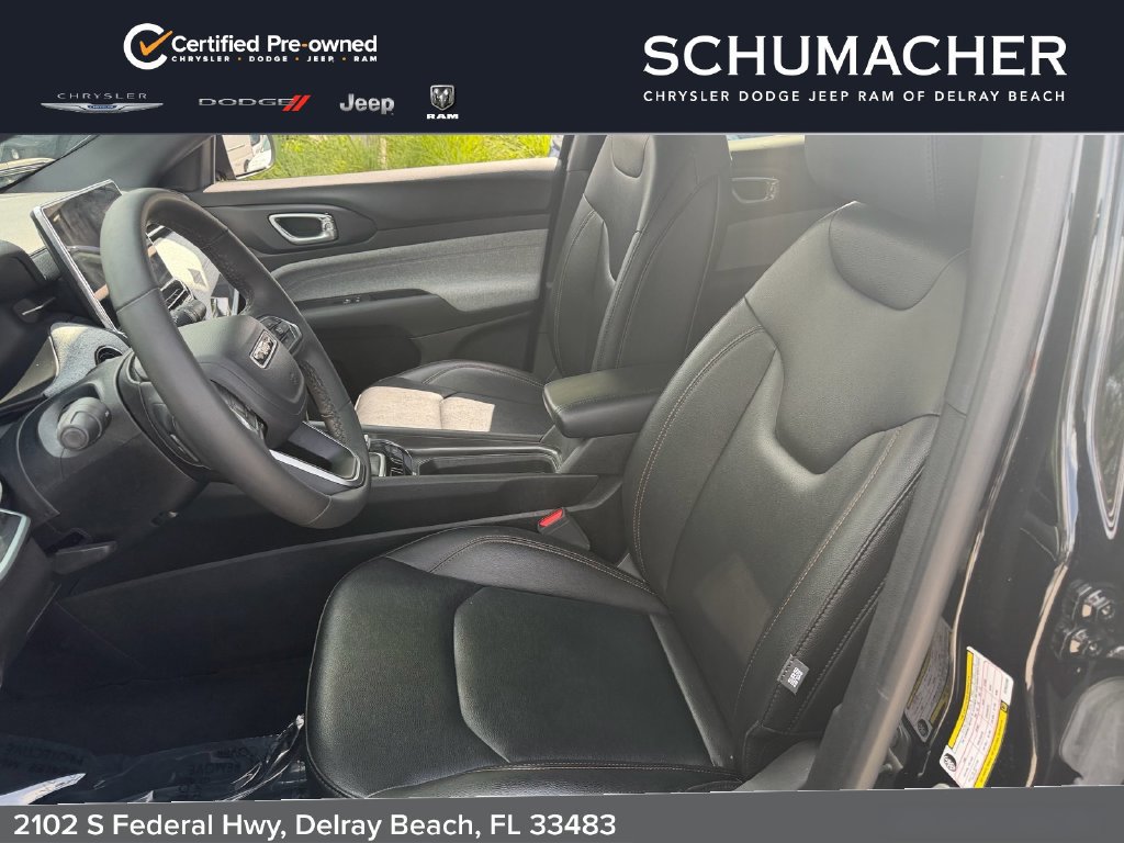 Certified 2024 Jeep Compass Latitude AWD/4WD image 11