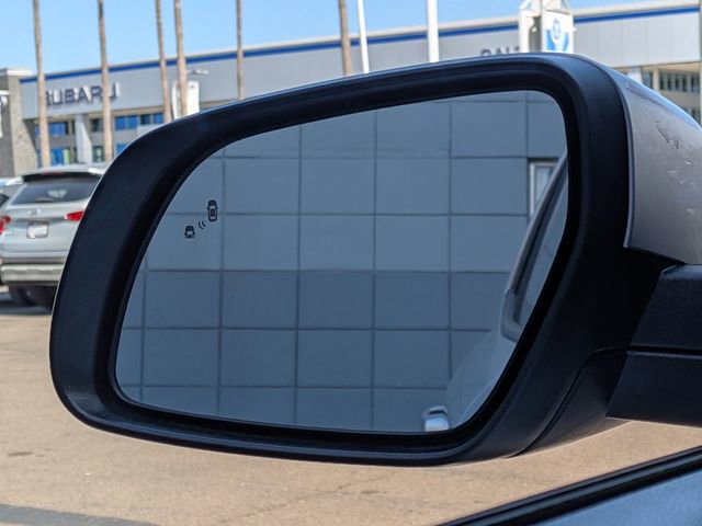 Used 2025 Hyundai Venue SEL image 27