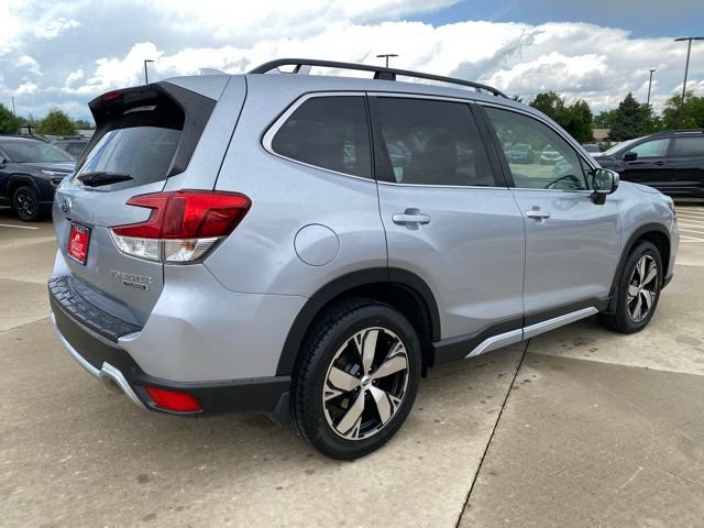 Used 2021 Subaru Forester Touring AWD/4WD image 4