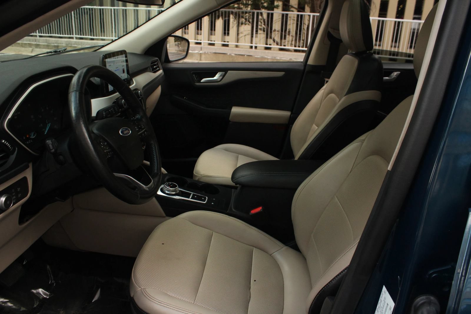 Used 2020 Ford Escape SEL AWD/4WD image 14