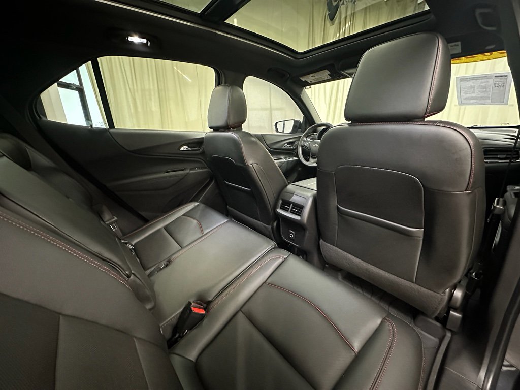 Certified 2022 Chevrolet Equinox RS w/ RS Leather Package image 19