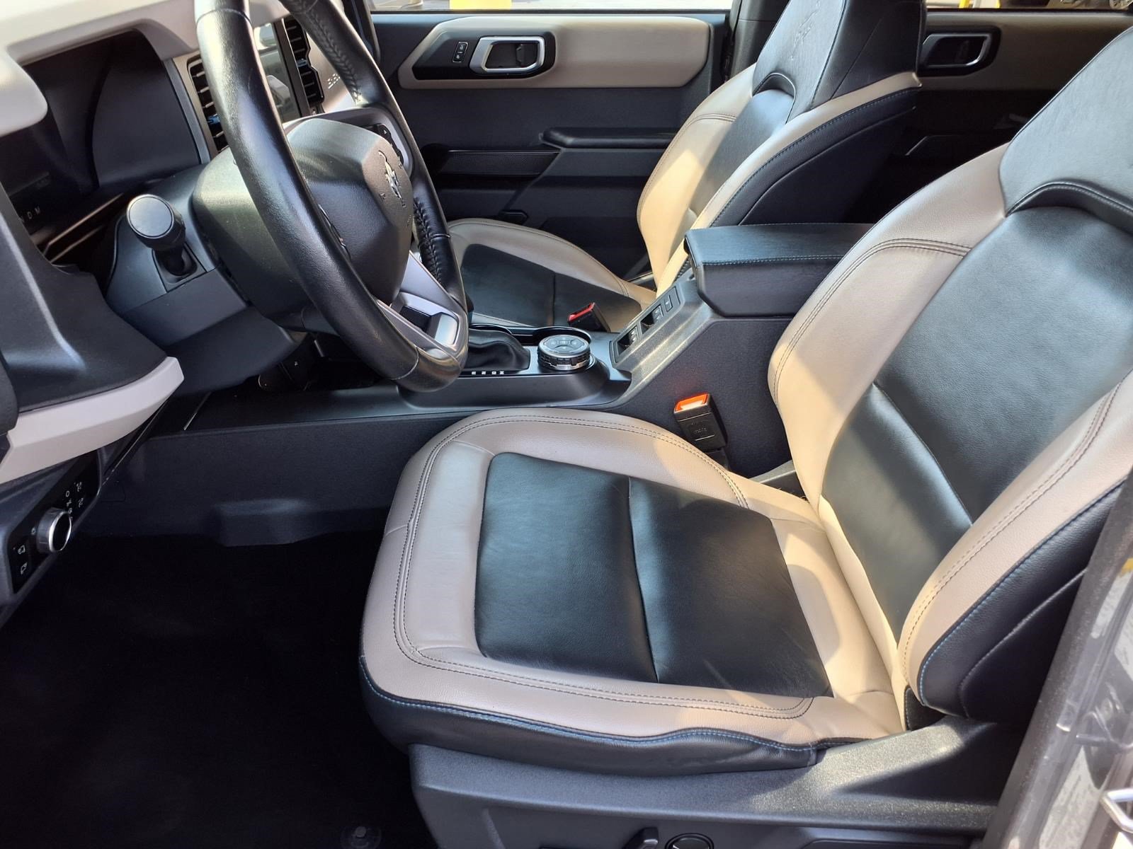 Used 2024 Ford Bronco Wildtrak AWD/4WD image 13
