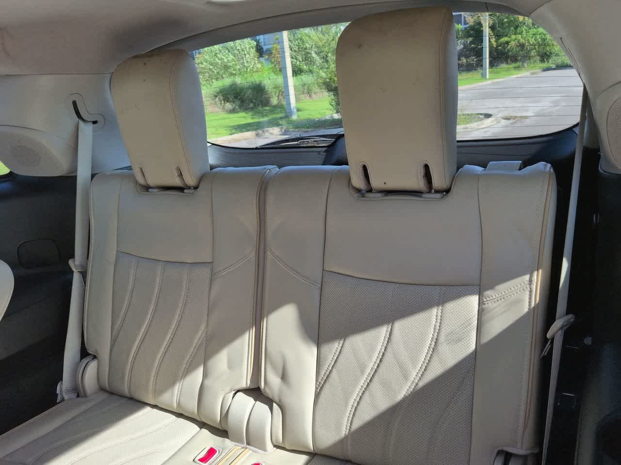 Used 2015 INFINITI QX60 FWD w/ Deluxe Touring Package image 13