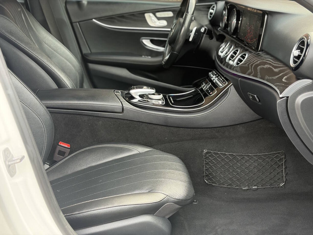 Used 2017 Mercedes-Benz E 300 4MATIC image 15