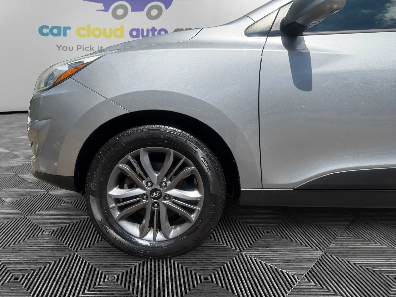 Used 2015 Hyundai Tucson SE AWD/4WD image 16