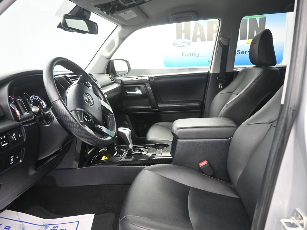 Used 2024 Toyota 4Runner TRD Off-Road Premium image 12
