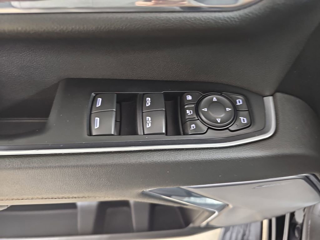 Certified 2024 Chevrolet Silverado 2500 High Country w/ Technology Package AWD/4WD image 33
