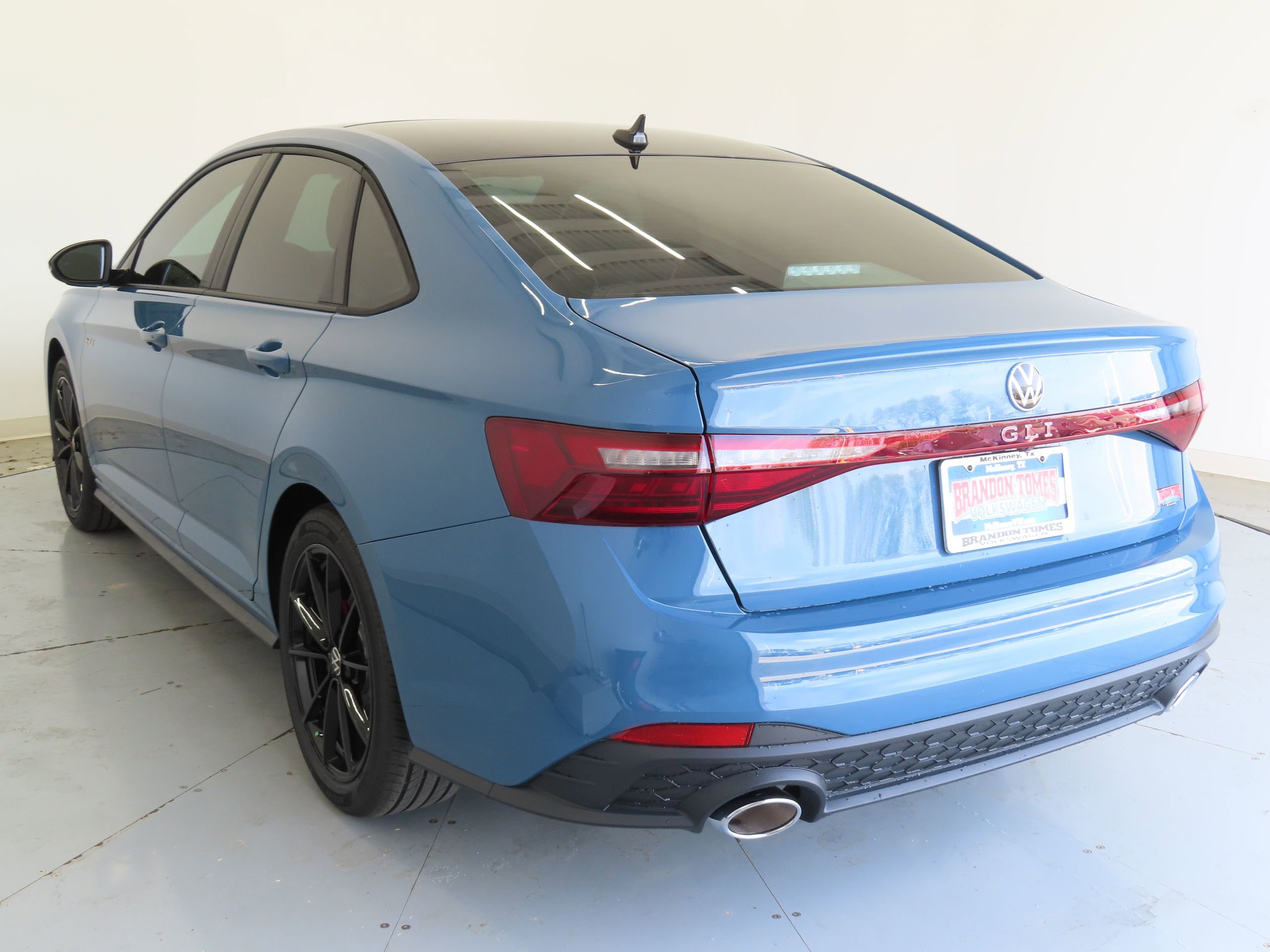 New 2026 Volkswagen Jetta GLI Autobahn FWD image 5