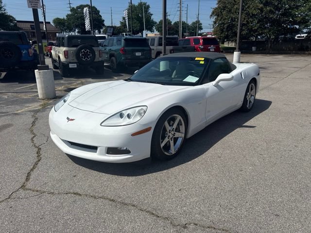 Used 2007 Chevrolet Corvette Convertible w/ Preferred Equipment Group RWD image 7