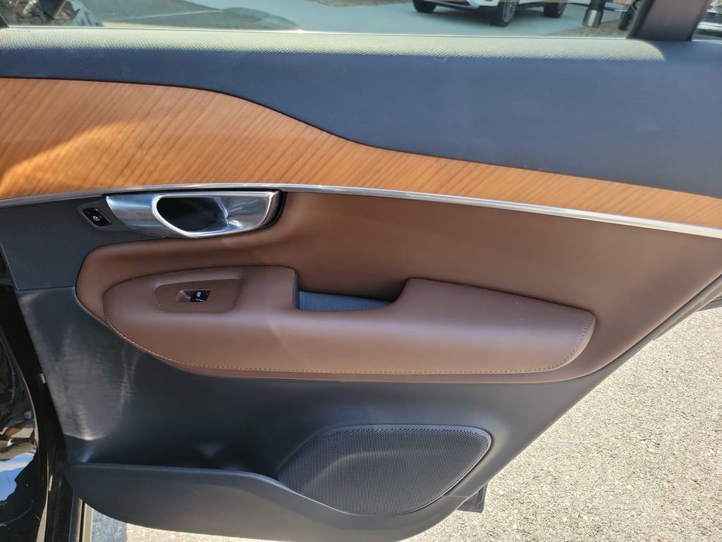 Used 2023 Volvo XC90 B6 Plus w/ Protection Package Premier image 14