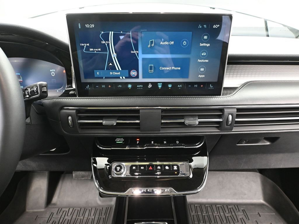 Used 2024 Lincoln Corsair Premiere image 31